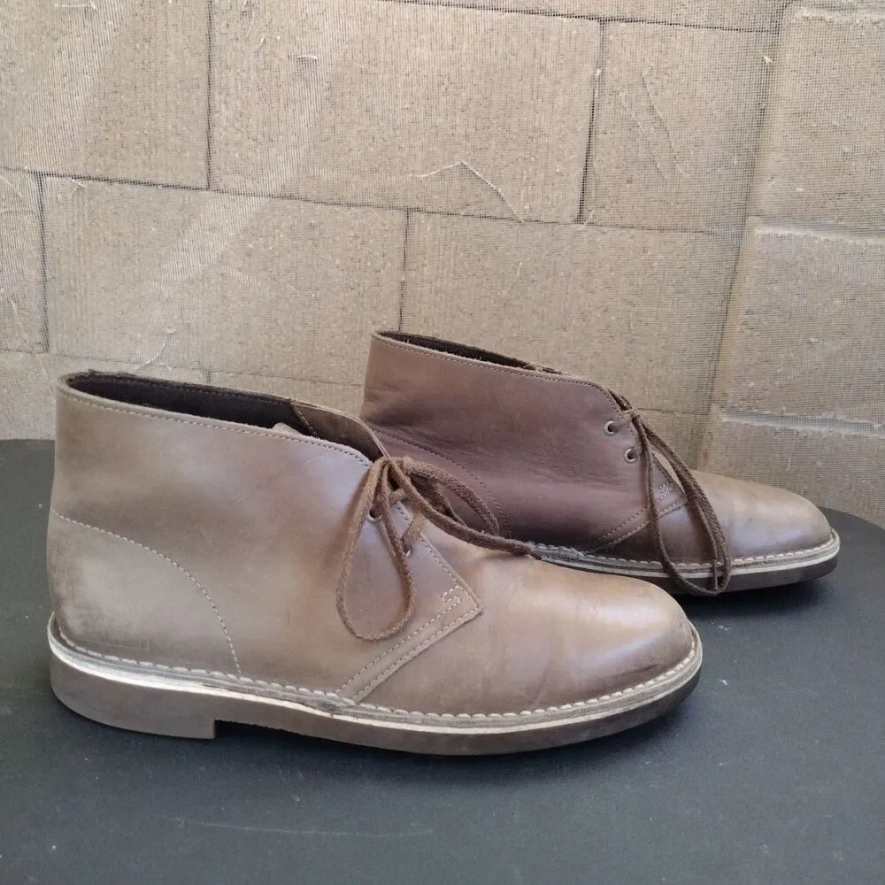 Clarks Chukka Boots Mens Sz 8 M Buschacre 2 Brown Leather Lace Up Ankle 15522